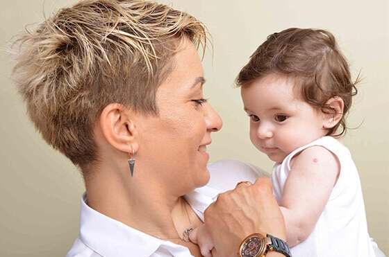 YENİ-ANNELERİN-REHBERİ-BEBEK-HEMŞİRELERİ